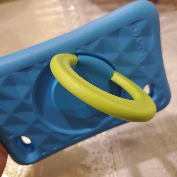 Vankyo Matrixpad Z1, 7" Tablet Silicon Case, Blue - Picture 2 of 7